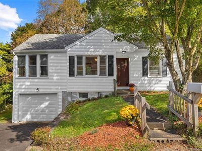 5 Broadview Avenue, Seymour, CT, 06483