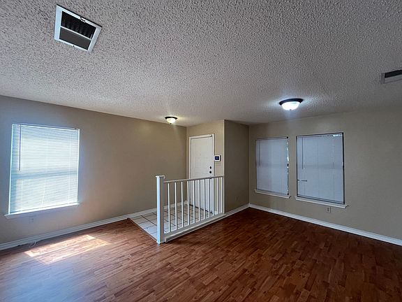 2nd image of 8147 Ocean Meadow Dr