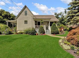 102 Dehaven Rd, Beaver Falls, PA 15010