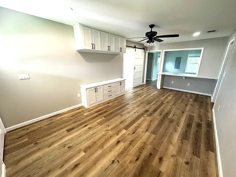 1410 E Mesquite Ln — Photo 2