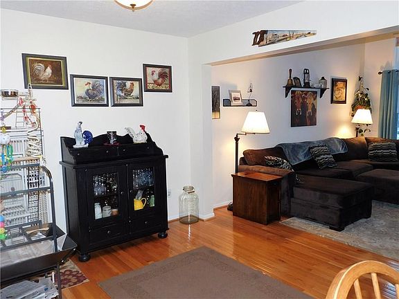 5th image of 69 Edendery Cir