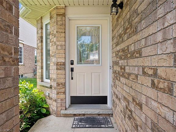 3rd image of 26 Critcher Ave