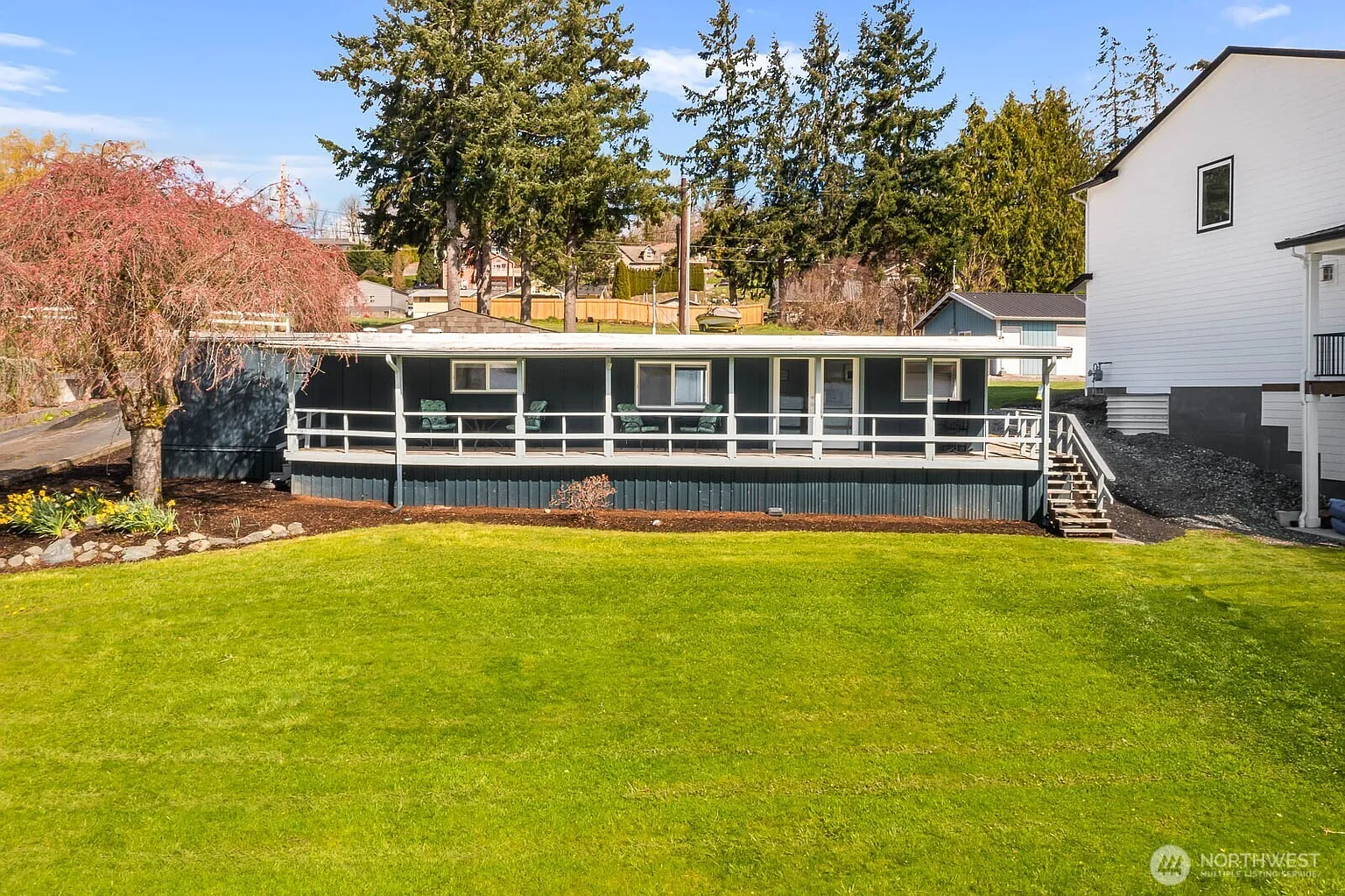 24094 N West View Road photo 1