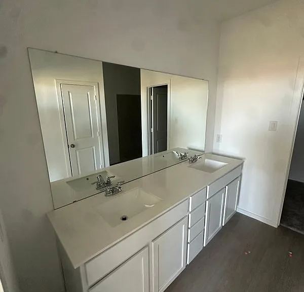 830 Heaven Dr — Photo 4
