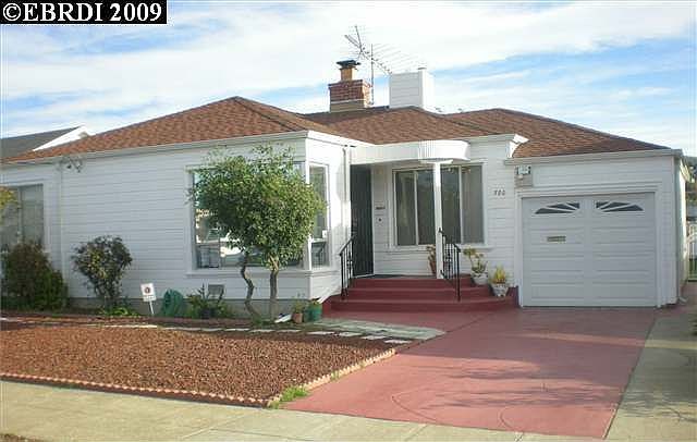 1st image of 780 McLaughlin St