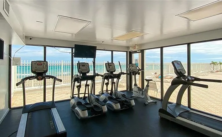 3505 S Ocean Dr #1104 — Photo 24