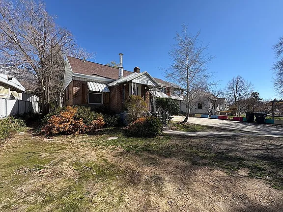 477 S 700 W — exterior photo
