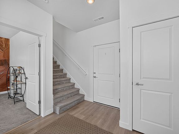 4th image of 931 W 360 S