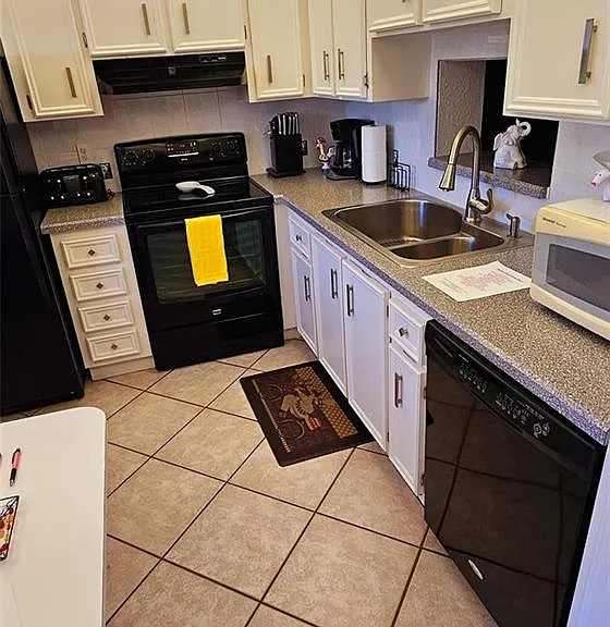 121 SE 3rd Ave #106 — Photo 6