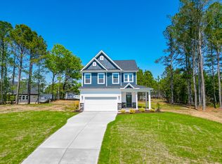 121 Plainfield Ln, Lillington, NC 27546
