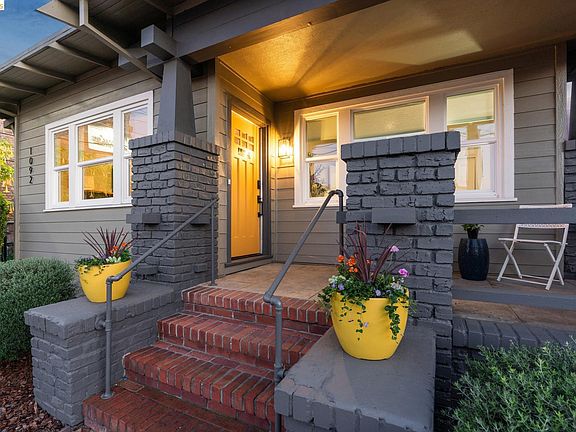 4th image of 1092 Dwight Way