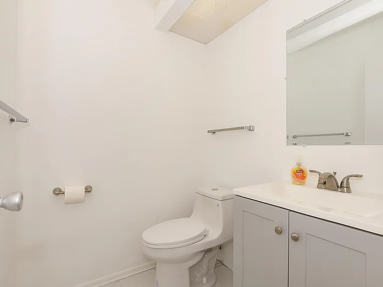 8 Lake Vista Trl #205 — Photo 9