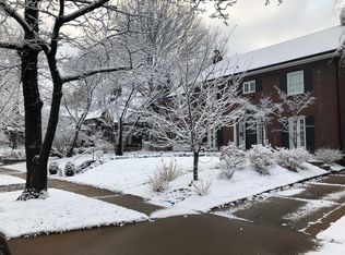 102 Arundel Pl, Saint Louis, MO 63105