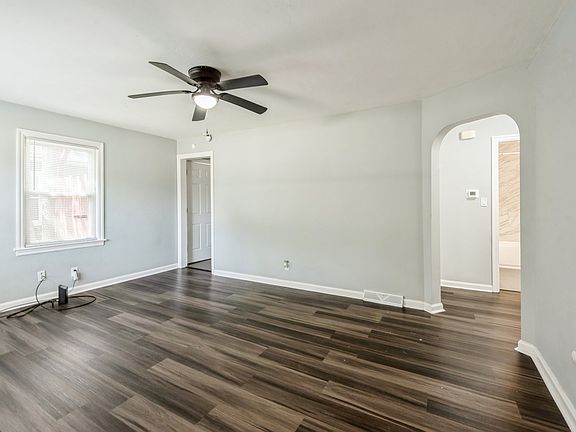 3rd image of 1720 Kilburn Ave