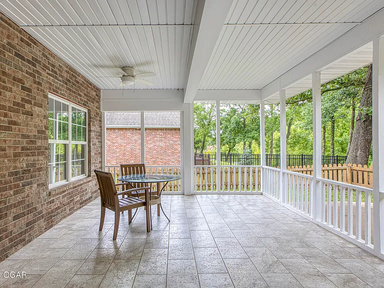2813 Waters Edge Blvd — Photo 26