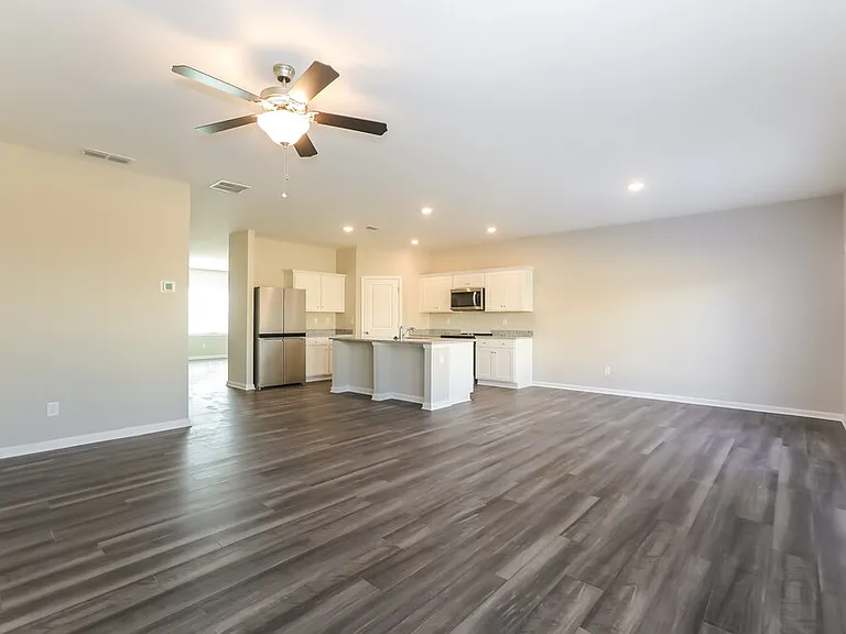 3964 Kendrick Cir — Photo 6