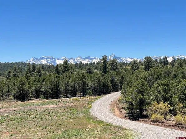 744 Larsen Drive, Montrose, CO 81403