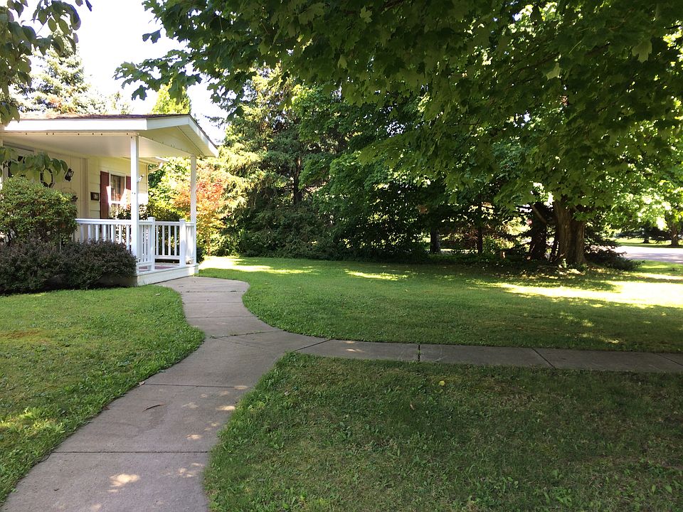 1st image of 45 Wood St
