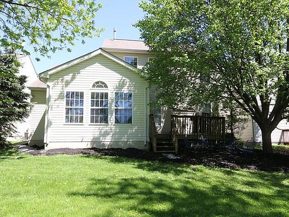 2nd image of 25 Easton Manor Dr