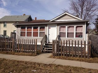 704 Spring St, Aurora, IL 60505