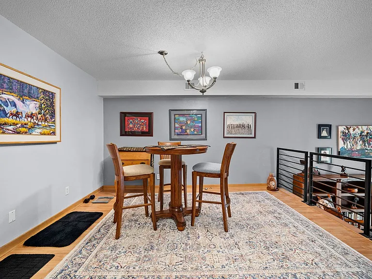4902 University Ave #325 — Photo 5