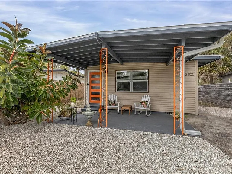 2305 Novus St — Photo 3