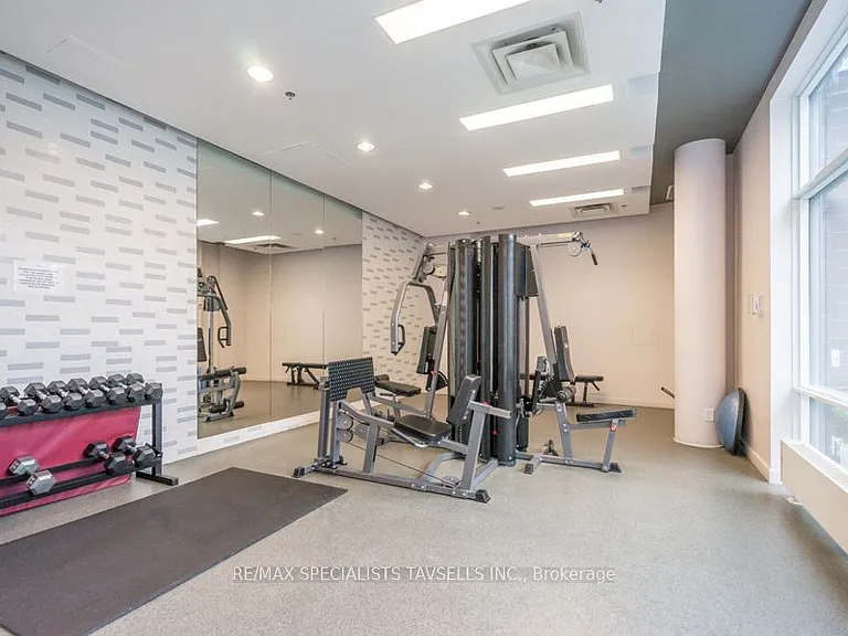 1 Hurontario St #304 — Photo 30