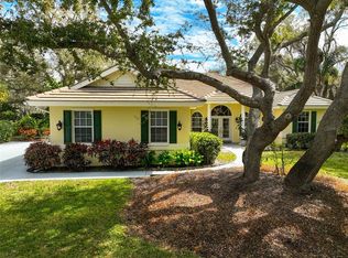 202 Saint James Park, Osprey, FL 34229