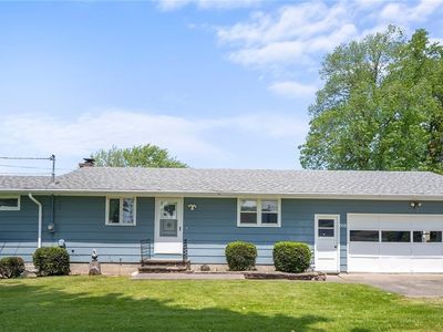 958 Point Ln, Kent, NY, 14477