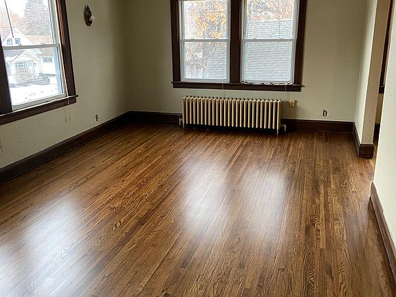 2nd image of 4214 Fremont Ave N APT 3