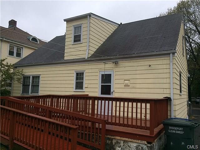 2nd image of 299 Spring St