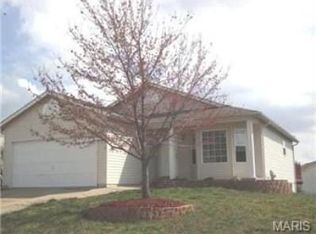 528 White Fence Dr, Wentzville, MO 63385