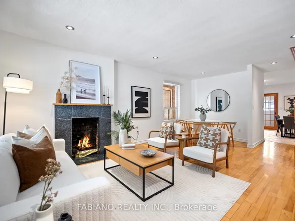 332 Osler St, Toronto, ON M6N 2Z5