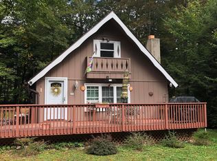479 Hemlock Dr, Tobyhanna, PA 18466
