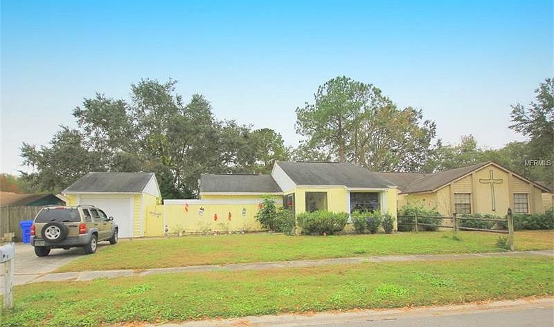 2nd image of 3231 Fox Lake Dr