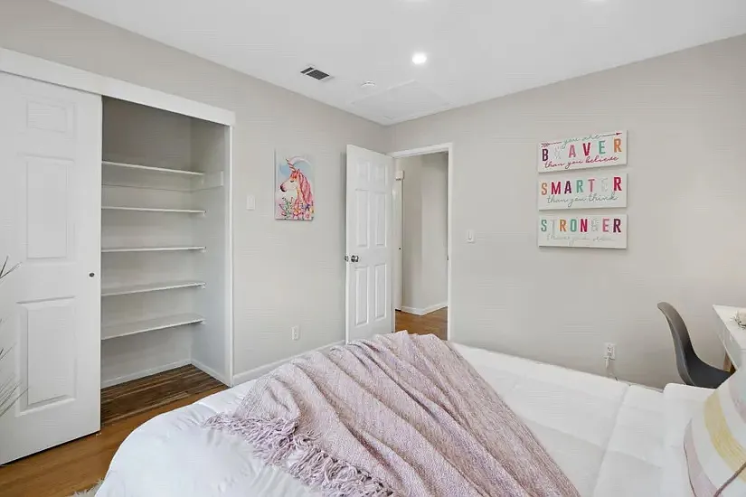 3 bed, 1392 sqft, $1,500 — Photo 2