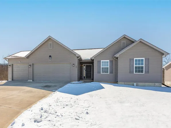 385 Spring Valley Dr, Winfield, MO 63389