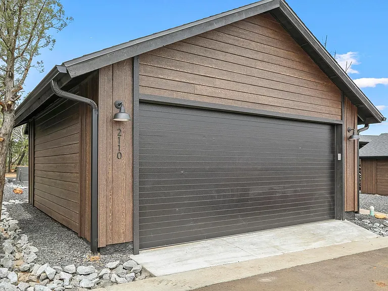 2110 N Bison Pass Ct — Photo 35