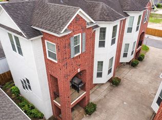 1012 Studer St, Houston, TX 77007