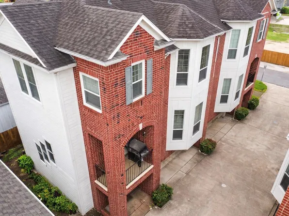 1012 Studer St, Houston, TX 77007