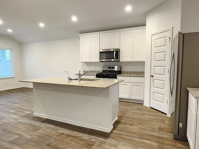 3610 Lanercost Ln — Photo 7