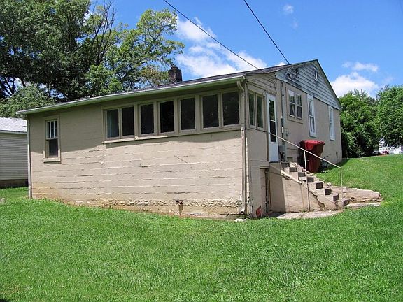 4th image of 1816 E Watauga Ave