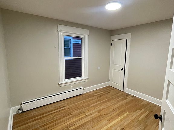 5th image of 145-147 Sylvan Ave #1