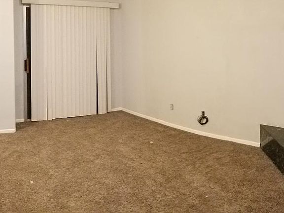 4th image of 3800 Ocean View Blvd