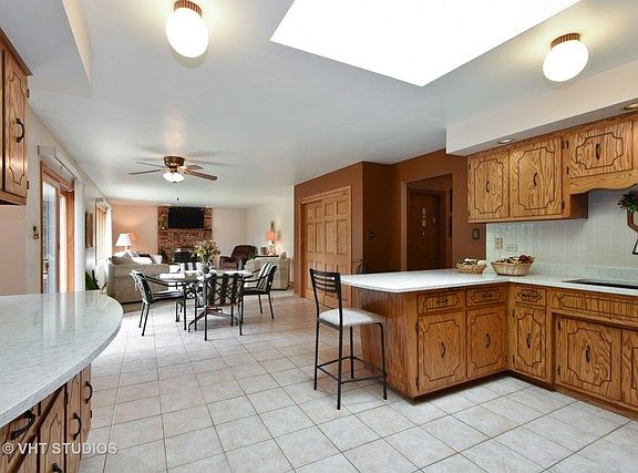 4th image of 11637 Brookshire Dr