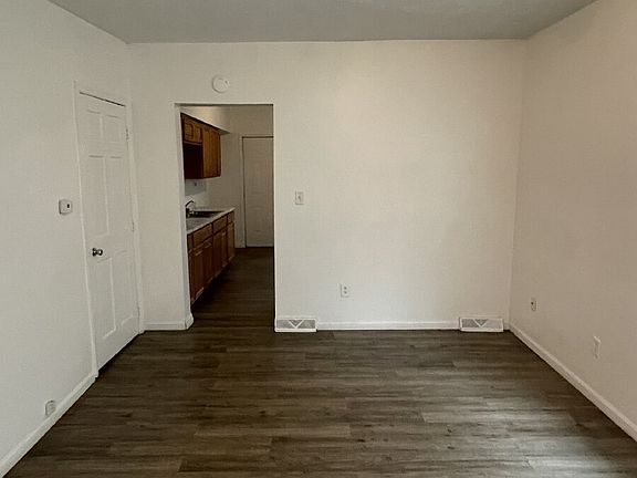 3rd image of 62 Whiteman Ave #1