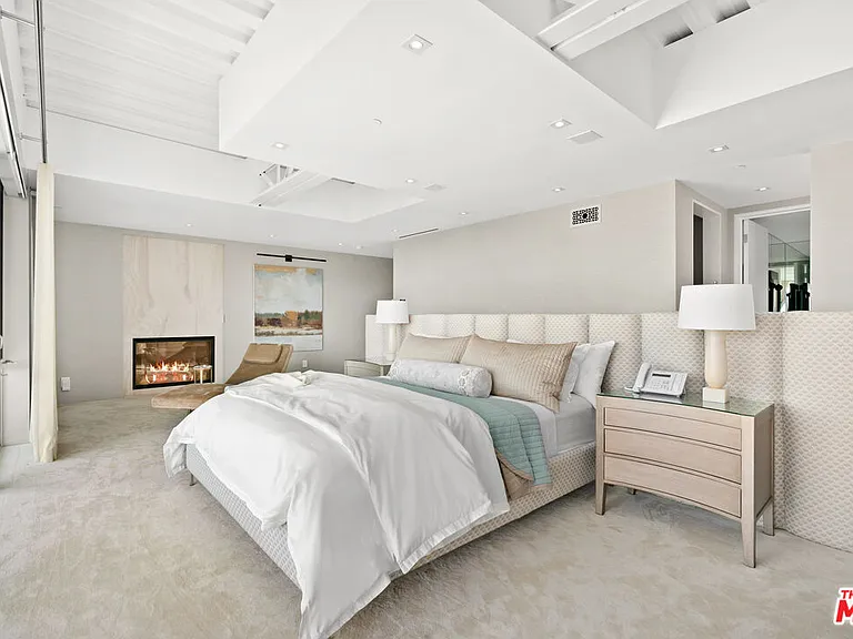 1550 Casale Rd — Photo 16