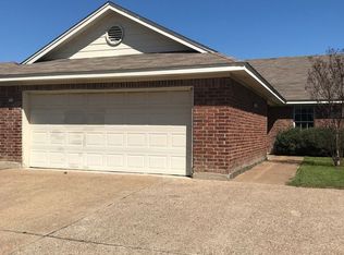 10201A Hyacinth Ln, Waco, TX 76708