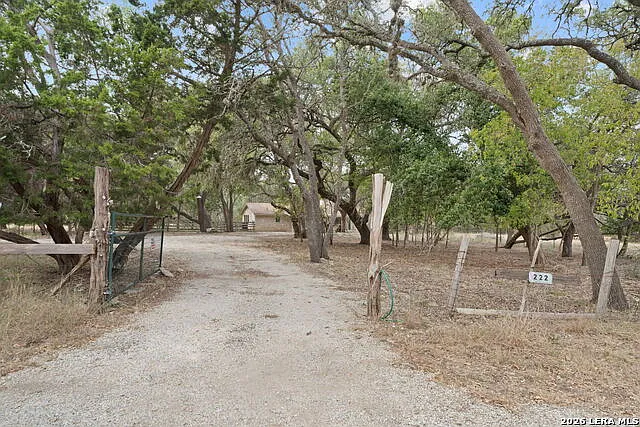 2 bed, 2.0 bath, 1782 sqft, $2,550 — Photo 2