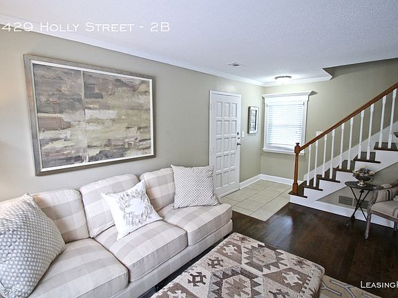 3rd image of 4427 Holly St #2B